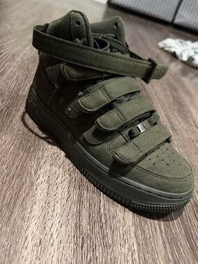Nike Women’s High-Top Strap Sneakers Olive Green
